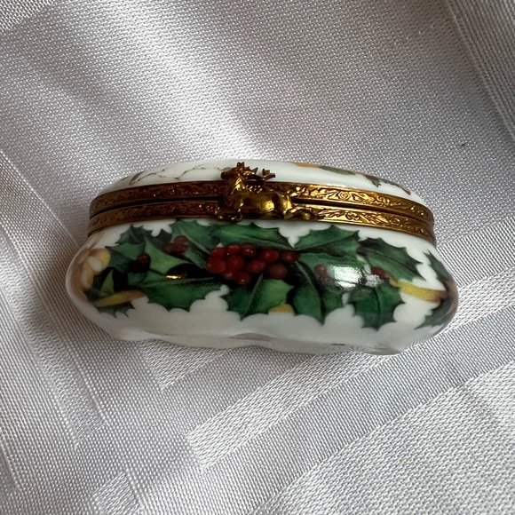Limoges Christmas trinkets box - Picture 2 of 5